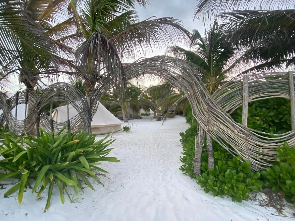 Campo de lujo Hotel Glamp Ikal Tulum