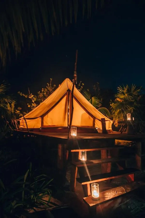 Campo de lujo Hotel Glamp Ikal Tulum